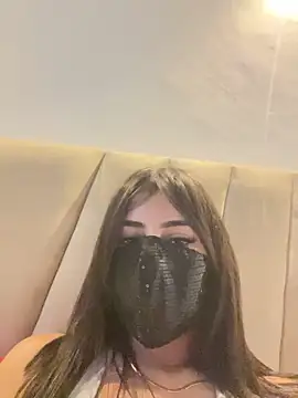 al anoud online show from December 13, 2025, 8:04 pm