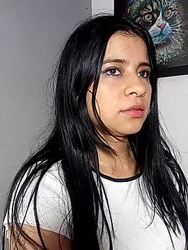 ValerieLove  online show from November 6, 2025, 7:29 pm