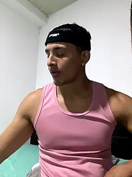 Snapshot of Smith_Fitness chatting on September 29, 2025, 12:55 pm Smith Fitness online show from September 29, 2025, 12:55 pm