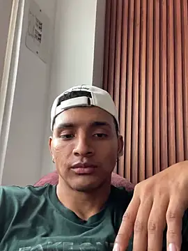 Snapshot of Smith_Fitness chatting on February 22, 2026, 7:26 pm Smith Fitness online show from February 22, 2026, 7:26 pm