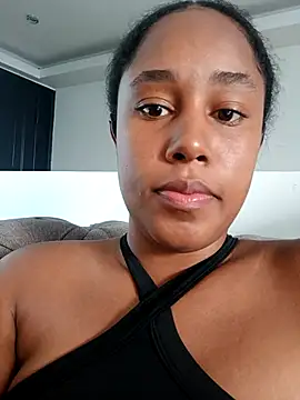 Snapshot of MoniqueMulberry chatting on November 18, 2025, 7:06 pm MoniqueMulberry online show from November 18, 2025, 7:06 pm