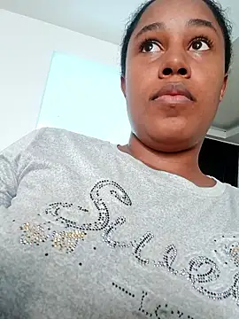 Snapshot of MoniqueMulberry chatting on December 1, 2025, 8:21 pm MoniqueMulberry online show from December 1, 2025, 8:21 pm