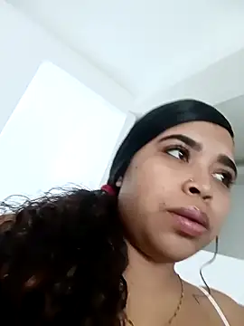 Snapshot of MadissonRizz chatting on November 28, 2025, 7:47 pm MadissonRizz online show from November 28, 2025, 7:47 pm