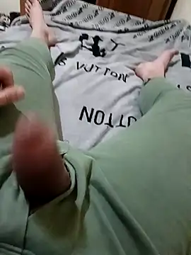 Snapshot of anis3g4 chatting on January 18, 2026, 12:25 am anis3g4 online show from January 18, 2026, 12:25 am