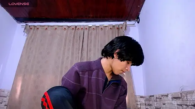 DaraKat18 online show from February 12, 2026, 10:20 pm