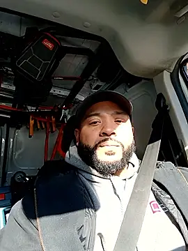 tripping385 online show from October 27, 2025, 7:04 pm