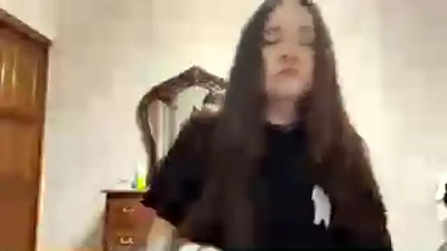 Pikmigirl18 online show from September 25, 2025, 12:33 pm