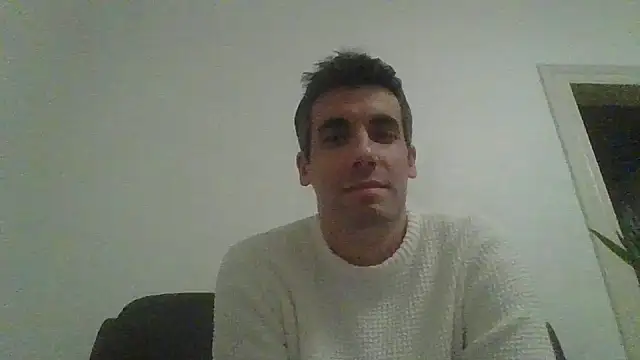 JulioIsHere4you online show from November 25, 2025, 11:16 pm