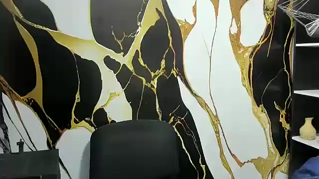 Snapshot of sharik_noa chatting on December 1, 2025, 7:48 pm sharik noa online show from December 1, 2025, 7:48 pm