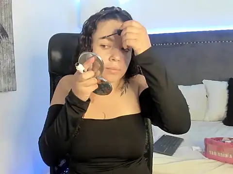 RubyStrong online show from April 19, 2026, 2:18 pm