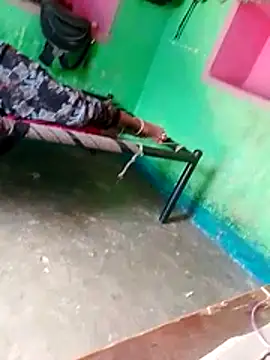 CUTE-004 online show from April 7, 2026, 5:31 am