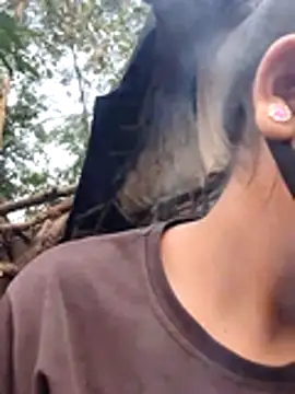 Snapshot of Janvi_Jaitly chatting on November 27, 2025, 2:23 am Janvi Jaitly online show from November 27, 2025, 2:23 am