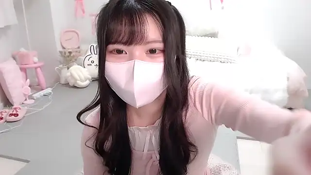 moka-neko online show from November 29, 2025, 1:22 pm