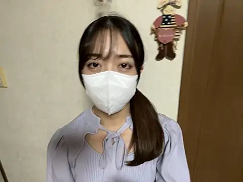 rafachama lvlv online show from December 3, 2025, 4:39 pm