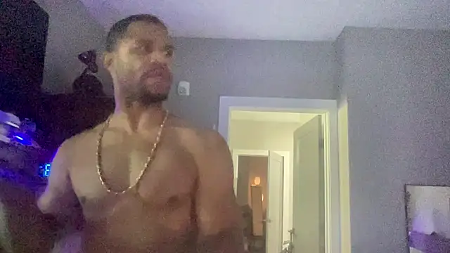 Snapshot of kingtaydo chatting on June 24, 2026, 10:25 am kingtaydo online show from June 24, 2026, 10:25 am