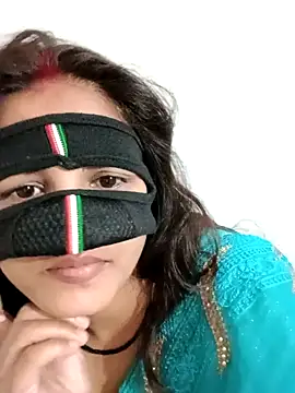 Rashiraix online show from October 31, 2025, 6:37 pm