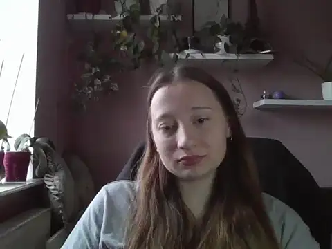 Snapshot of LindaPretty chatting on September 16, 2025, 6:14 am LindaPretty online show from September 16, 2025, 6:14 am
