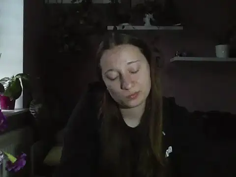 Snapshot of LindaPretty chatting on September 30, 2025, 6:19 am LindaPretty online show from September 30, 2025, 6:19 am