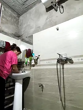 siki-00 online show from February 11, 2026, 11:32 am