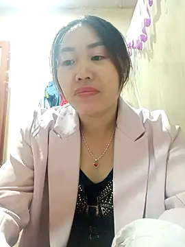 siki-00 online show from October 3, 2025, 9:22 am