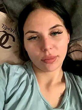 Snapshot of ksenia123 chatting on November 20, 2025, 8:48 am ksenia123 online show from November 20, 2025, 8:48 am