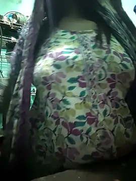 Snapshot of your_favourite_bhabhi chatting on March 16, 2026, 12:51 am your favourite bhabhi online show from March 16, 2026, 12:51 am