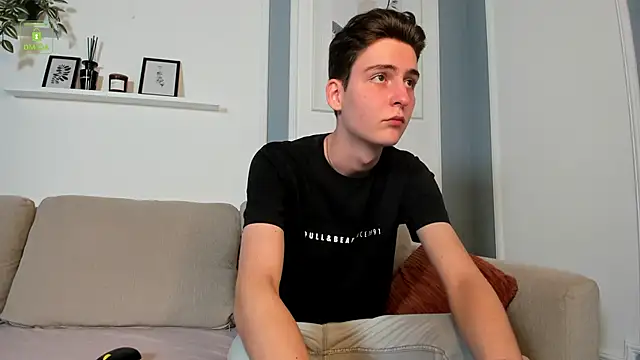 Snapshot of Marcel_Huber chatting on October 1, 2025, 4:22 pm Marcel Huber online show from October 1, 2025, 4:22 pm