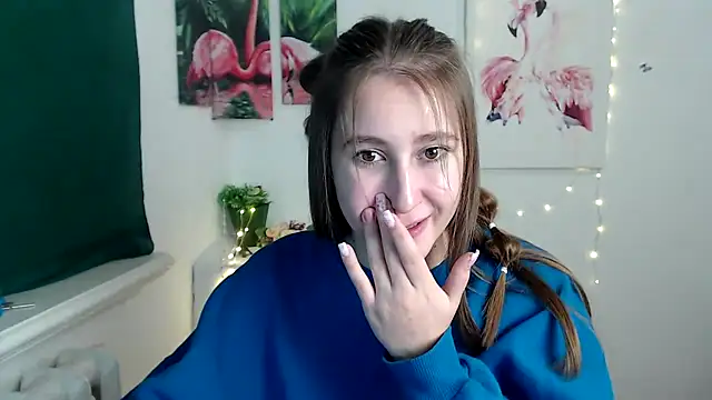 Snapshot of Milka_kamila chatting on October 30, 2025, 1:20 pm Milka kamila online show from October 30, 2025, 1:20 pm