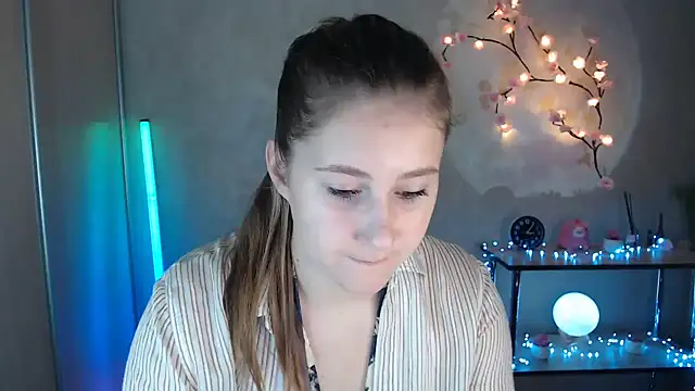Snapshot of Milka_kamila chatting on July 21, 2026, 12:06 pm Milka kamila online show from July 21, 2026, 12:06 pm