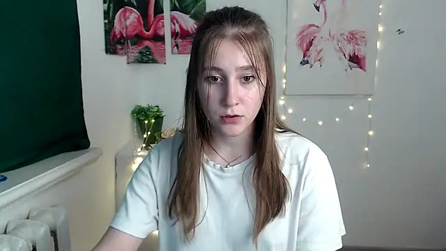 Snapshot of Milka_kamila chatting on October 27, 2025, 1:23 pm Milka kamila online show from October 27, 2025, 1:23 pm