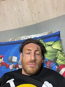 dennis89768 online show from February 19, 2026, 8:39 pm