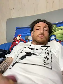 dennis89768 online show from February 17, 2026, 11:24 pm