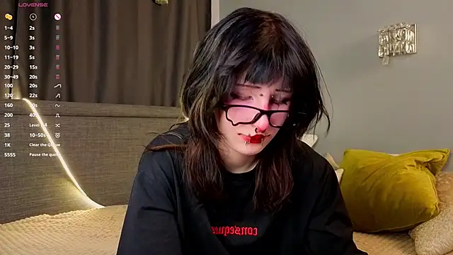 KandraCruser online show from December 5, 2025, 8:06 pm