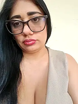 Monse--145 online show from March 10, 2026, 7:18 pm