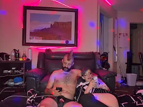 Snapshot of Longdongsilver_323 chatting on November 29, 2025, 4:12 am Longdongsilver 323 online show from November 29, 2025, 4:12 am