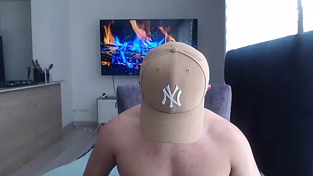 Auron Demon01 online show from November 16, 2025, 5:39 pm