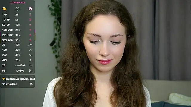 Snapshot of ZeniaBolich chatting on October 2, 2025, 9:51 pm ZeniaBolich online show from October 2, 2025, 9:51 pm