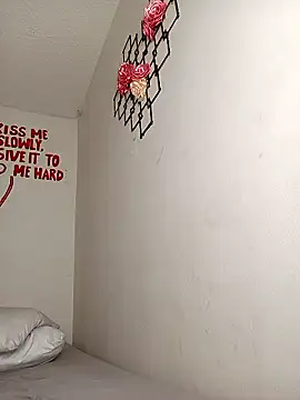 MilaFyre online show from January 9, 2026, 1:56 am