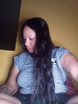 Snapshot of EAAM1@xh chatting on June 11, 2026, 3:36 am EAAM1xh online show from June 11, 2026, 3:36 am