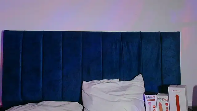 Snapshot of Dulce_Bella_ chatting on October 7, 2025, 11:55 am Dulce Bella online show from October 7, 2025, 11:55 am