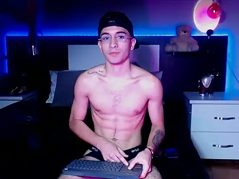 eriikjoness online show from October 23, 2025, 4:22 am