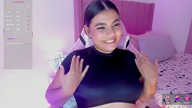 AliceThundeer online show from October 28, 2025, 4:02 am