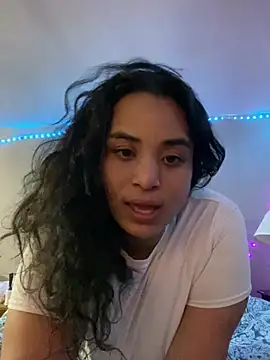 SoakedUpKitty- online show from August 5, 2026, 10:26 pm