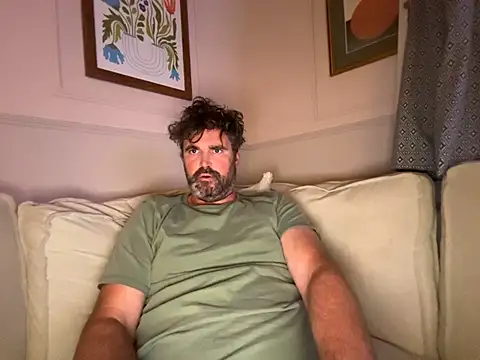 Snapshot of CyprioteWhitefly chatting on June 11, 2026, 9:34 pm CyprioteWhitefly online show from June 11, 2026, 9:34 pm