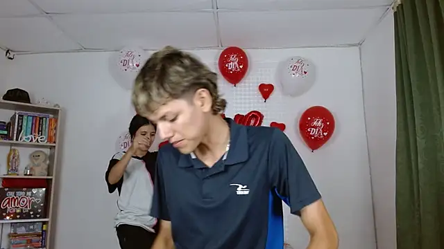 Snapshot of Lucy_y_Jacob chatting on September 20, 2025, 11:54 pm Lucy y Jacob online show from September 20, 2025, 11:54 pm