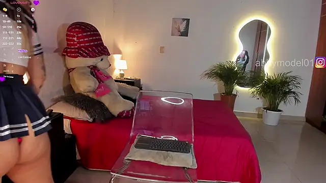 AbbyModel01 online show from November 12, 2025, 5:17 pm