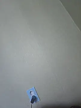 sklkeee05 online show from September 29, 2025, 1:23 am