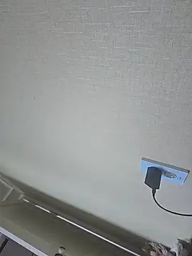 sklkeee05 online show from September 28, 2025, 2:40 am