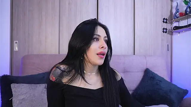 SophiieCumsx online show from February 11, 2026, 4:12 am