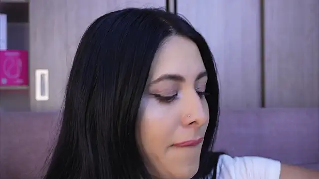 SophiieCumsx online show from March 27, 2026, 3:15 am